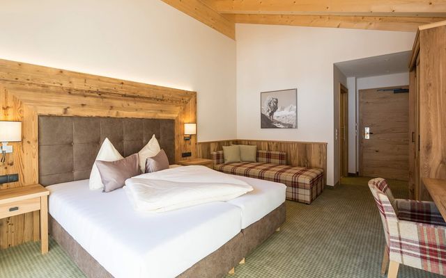 Unterkunft Zimmer/Appartement/Chalet: Hotel Glöckner Dreibettzimmer
