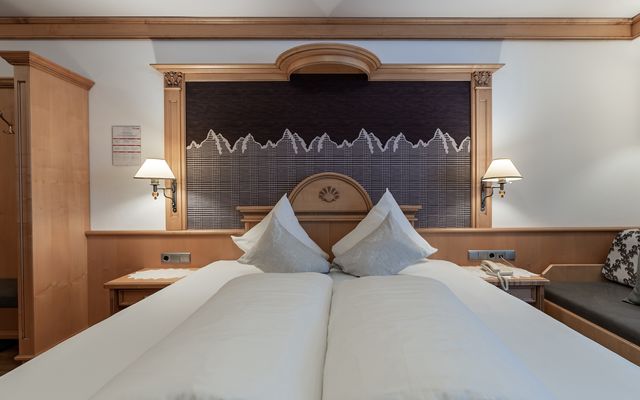 Unterkunft Zimmer/Appartement/Chalet: Residenz Glöckner Dreibettzimmer