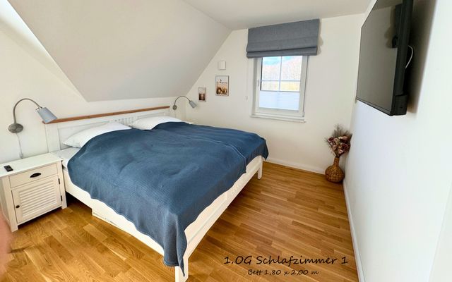 Schlafzimmer im OG