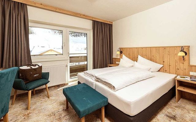 Double room larch with balcony image 4 - Hotel & Appartement Venter Bergwelt