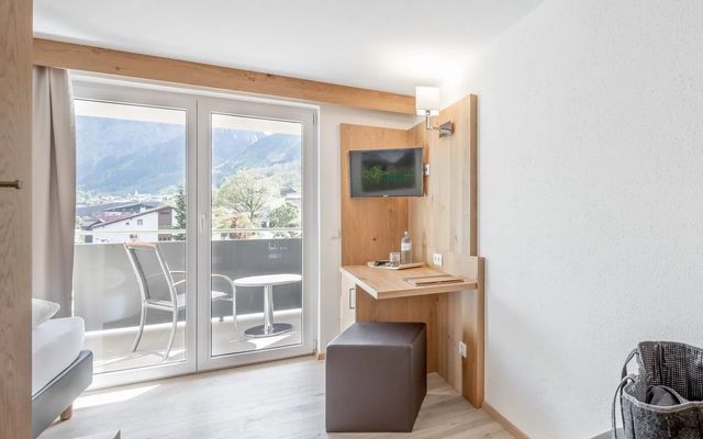 Einzelzimmer image 3 - Alpenhotel Zimba