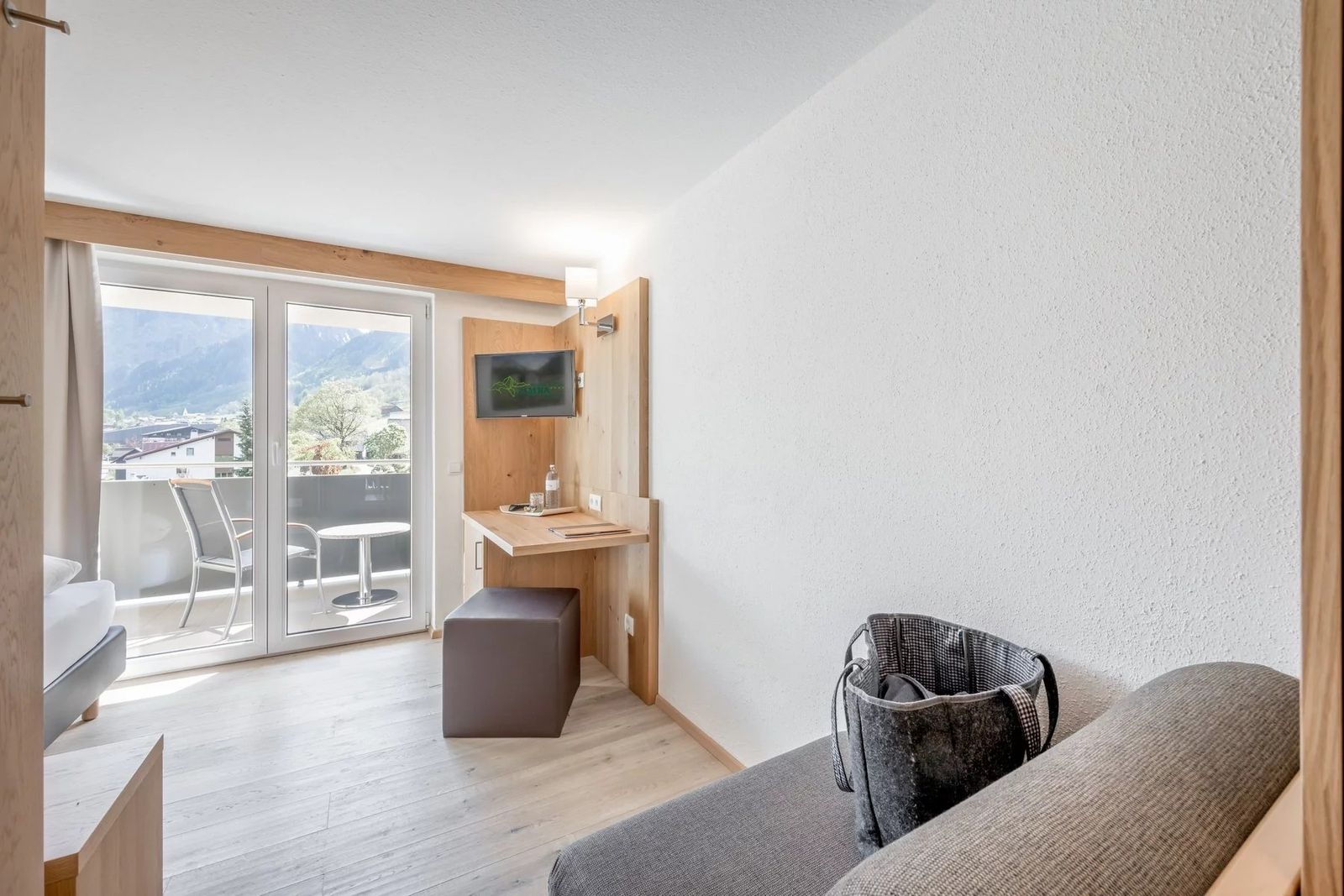 Einzelzimmer image 2 - Alpenhotel Zimba
