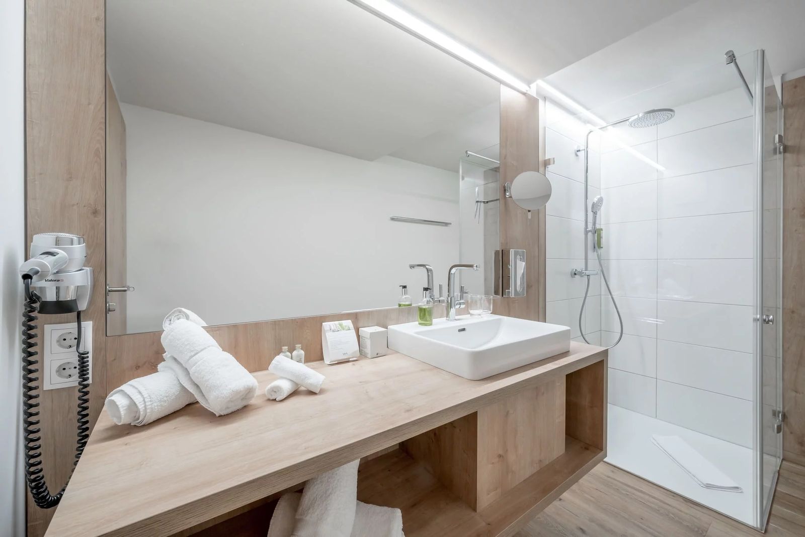 Doppelzimmer Valbona image 4 - Alpenhotel Zimba