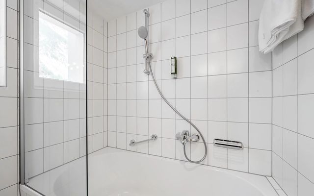 Doppelzimmer Rothorn image 5 - Alpenhotel Zimba