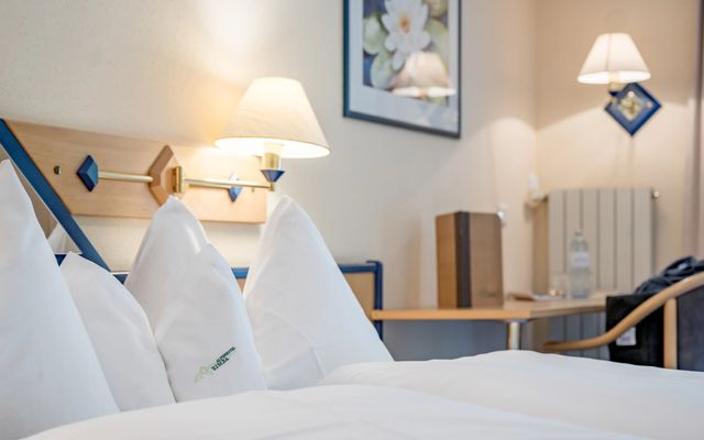 Doppelzimmer Wildberg image 4 - Alpenhotel Zimba