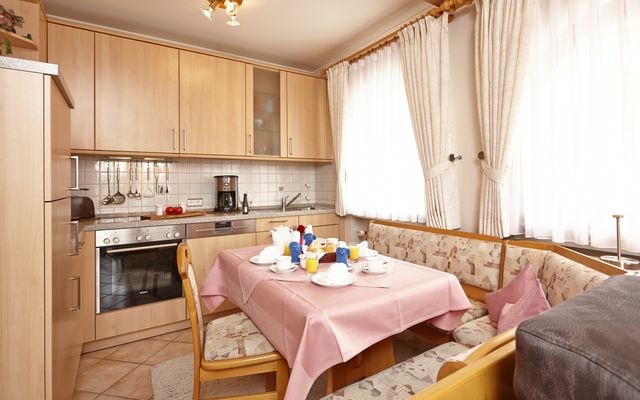 Unterkunft Zimmer/Appartement/Chalet: **** Ferienwohnung Waxenstein Variante A