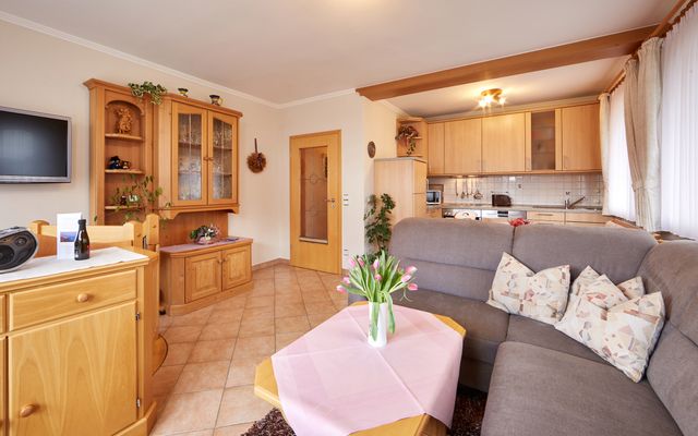 Accommodation Room/Apartment/Chalet: **** Vacation apartment Waxenstein Variant B
