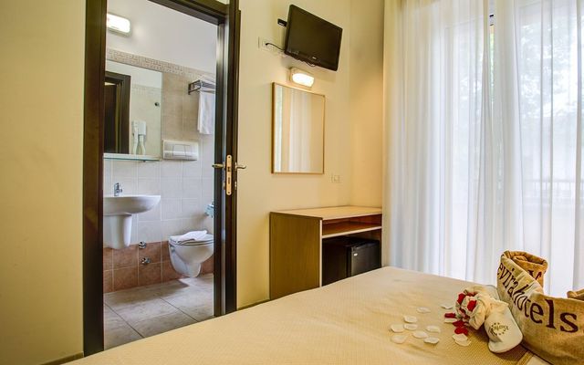 Doppelzimmer Dependance image 5 - EurHotel 