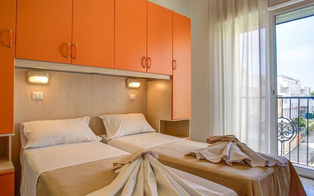 Doppelzimmer Dependance image 7 - EurHotel 