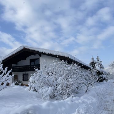 Winter, Alpenchalet Teisenberg, Inzell, Bayern, Deutschland