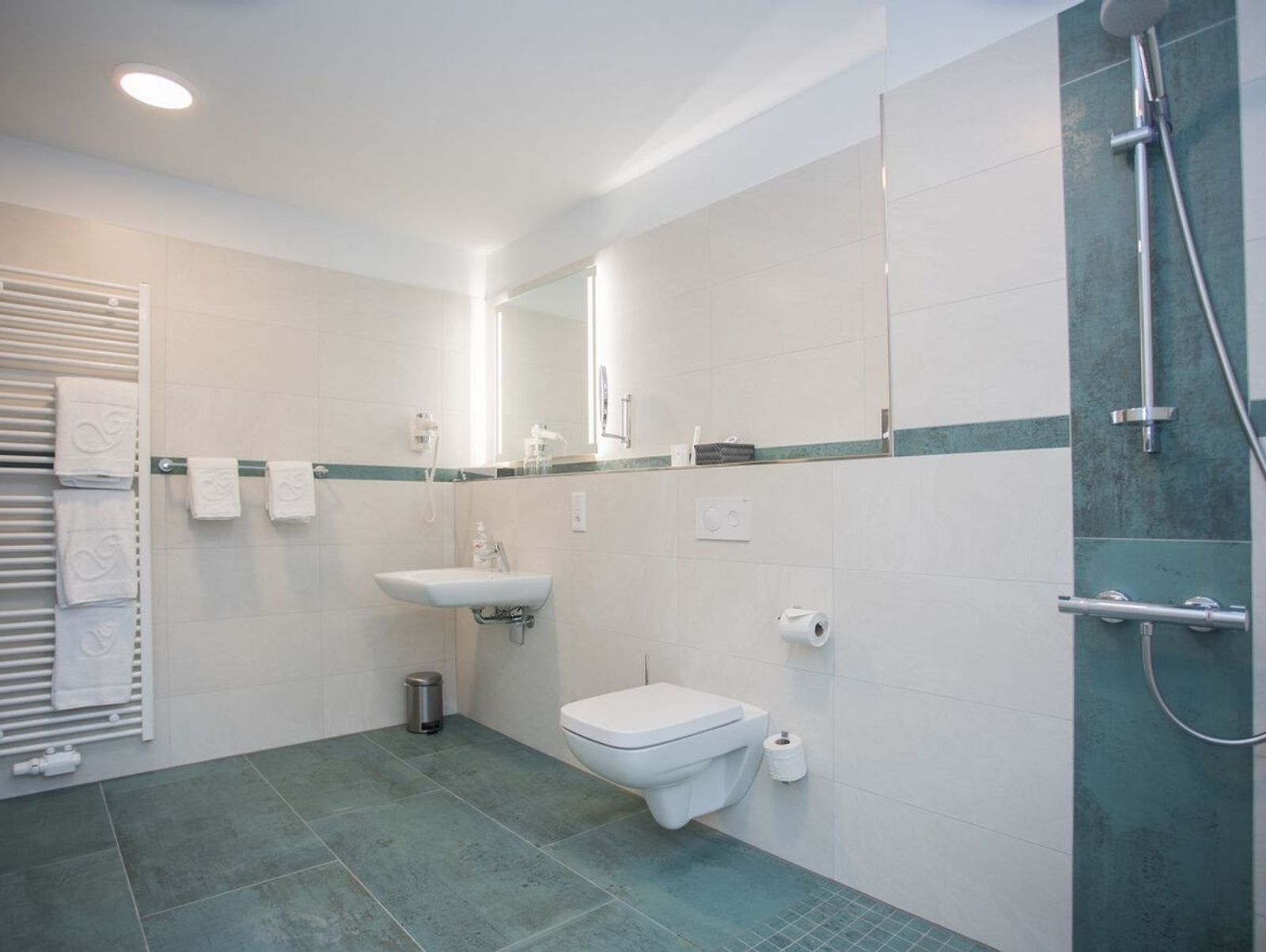 Komfort-Plus- Doppelzimmer image 6 - Lodge Hotel Winterberg 