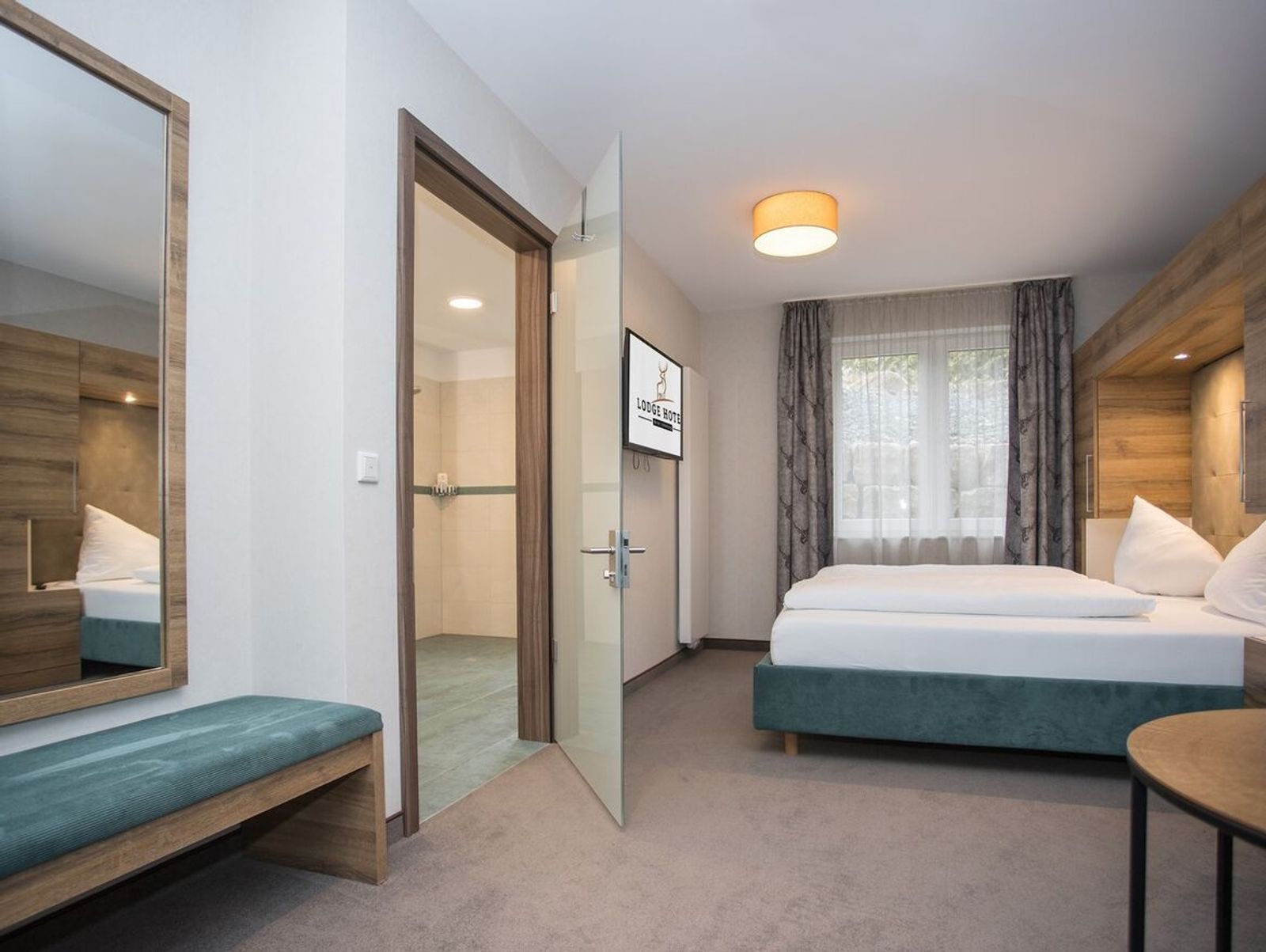 Komfort-Plus- Doppelzimmer image 2 - Lodge Hotel Winterberg 