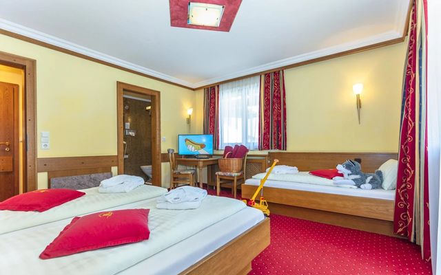 Doppelzimmer image 9 - Wenger Alpenhof