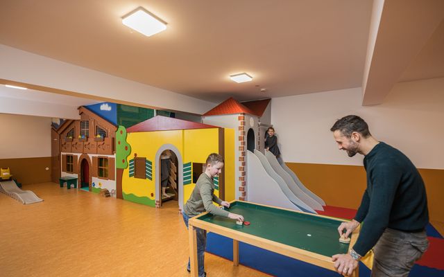Spielzimmer für Kinder und Jugendliche