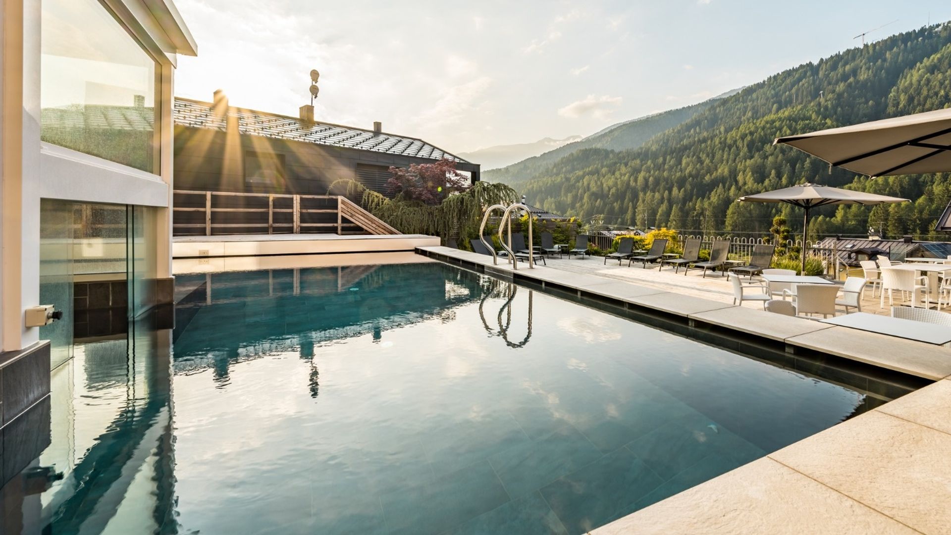 Hotel Ravelli, Mezzana