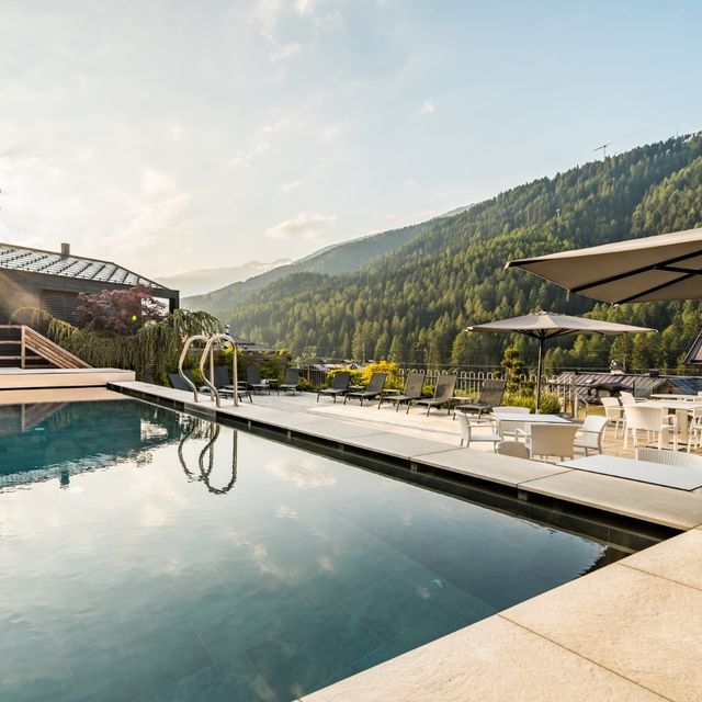 Hotel Ravelli in Mezzana, Trentino-Alto Adige, Italy