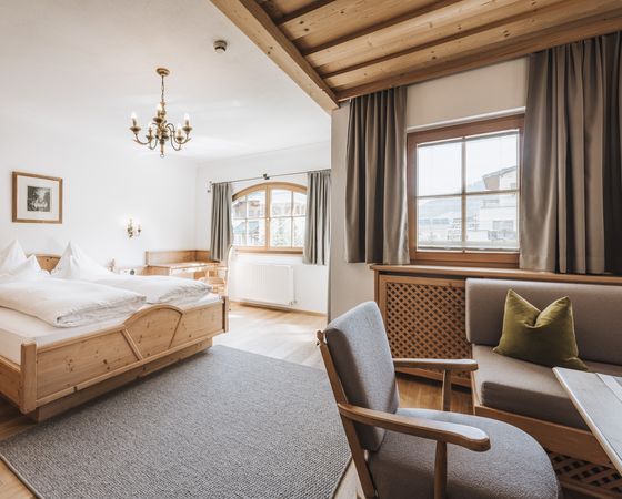 Hotel Zimmer: Juniorsuite Torhelm mit Balkon - Hotel Gaspingerhof