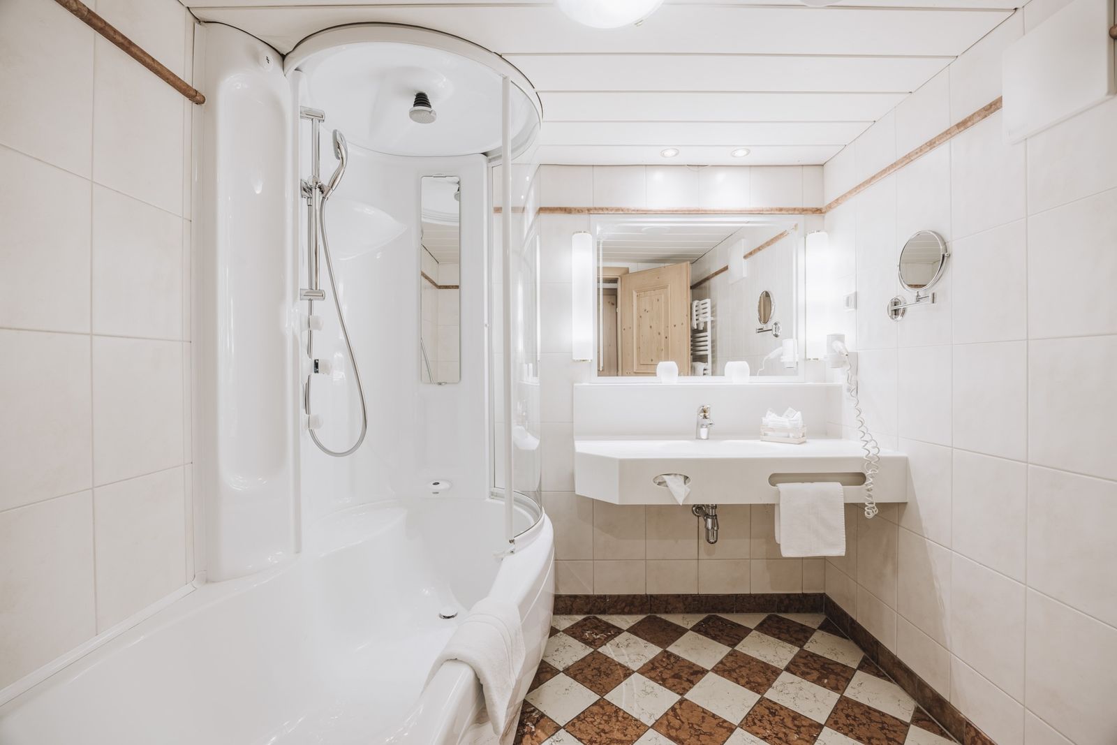 Double room Auerberg without balcony image 4 - Hotel Gaspingerhof