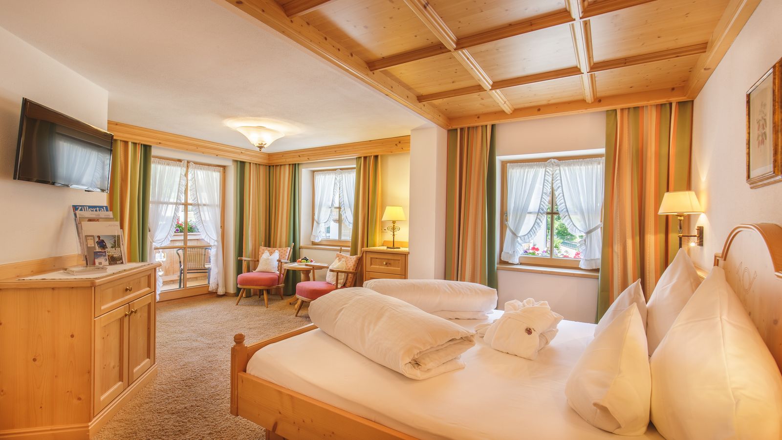 Doppelzimmer Zillertal mit Balkon image 4 - Hotel Gaspingerhof