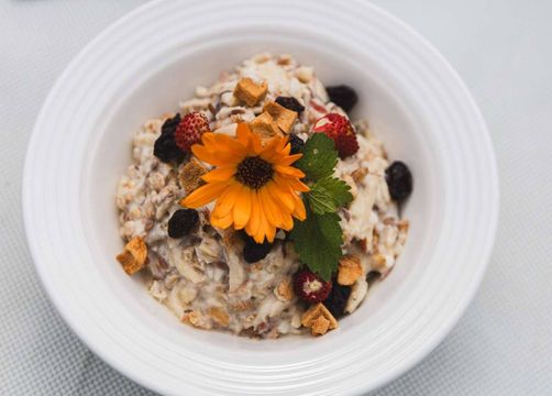 Bio- und Vitalbauernhof Bacherhof: Köstliches Müsli - Bio- und Vitalbauernhof Bacherhof, Millstatt am See, Millstätter See, Kärnten, Österreich