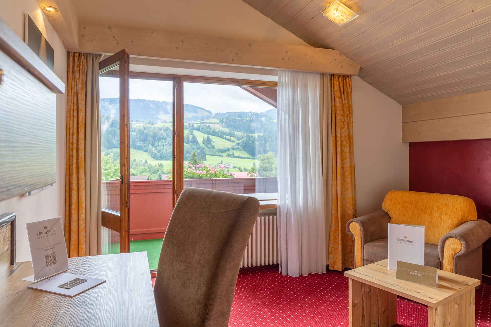 Doppelzimmer Komfort image 4 - Königshof Hotel Resort Oberstaufen