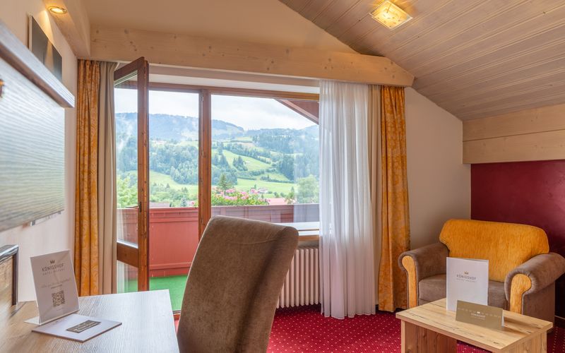 Doppelzimmer Komfort image 4 - Königshof Hotel Resort Oberstaufen