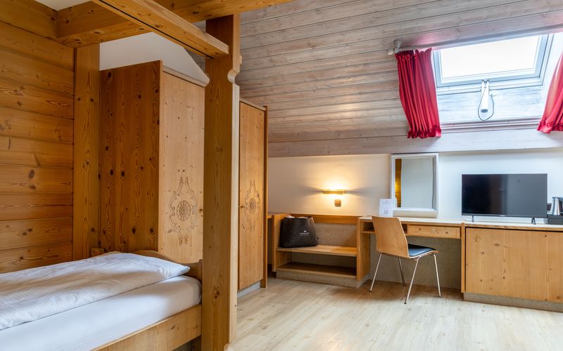 Einzelzimmer Standard image 3 - Königshof Hotel Resort Oberstaufen