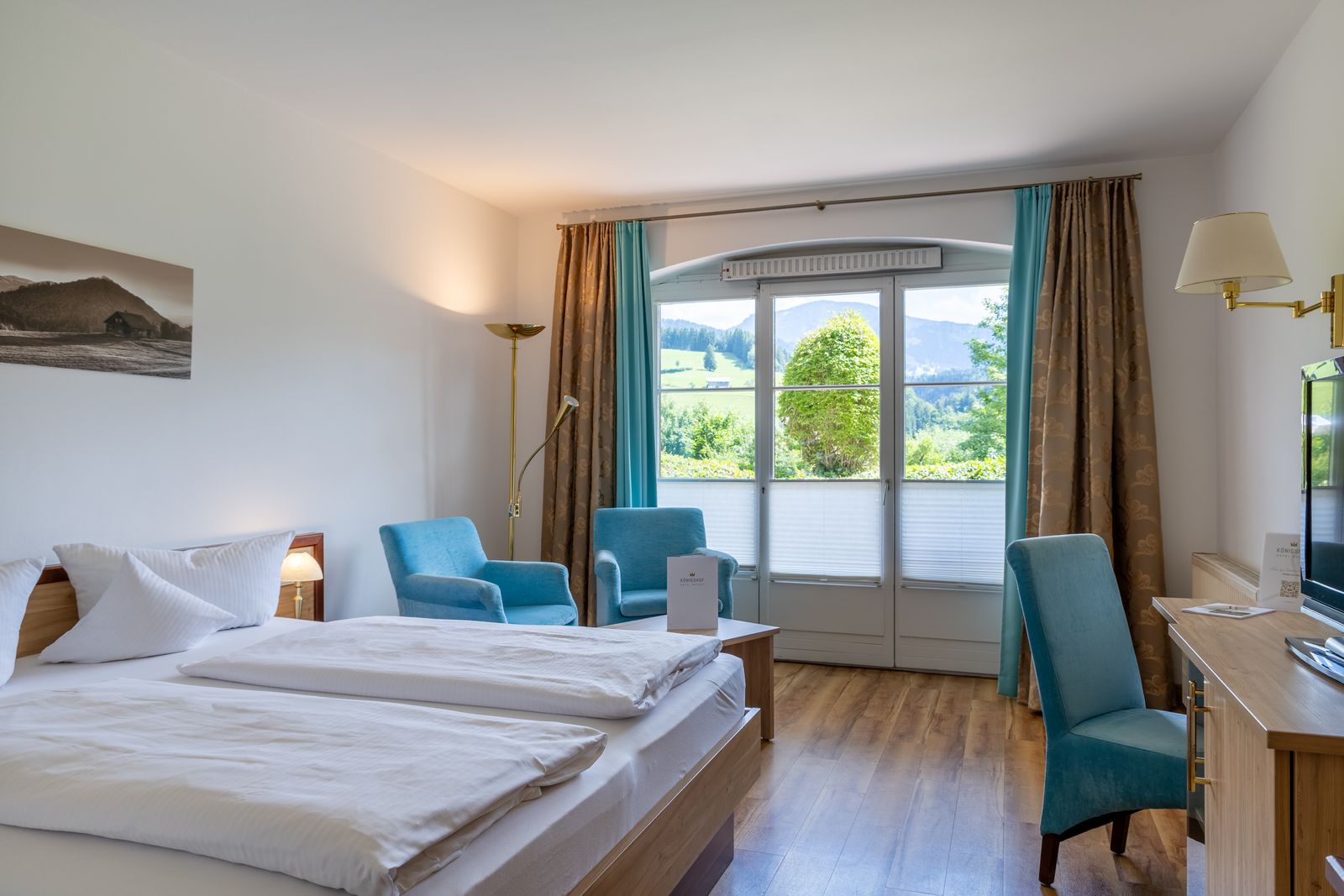 Doppelzimmer Komfort image 2 - Königshof Hotel Resort Oberstaufen