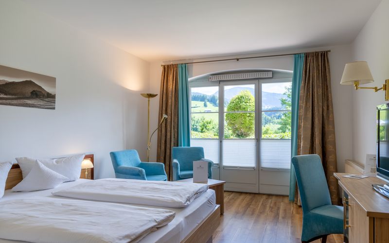 Doppelzimmer Komfort image 2 - Königshof Hotel Resort Oberstaufen