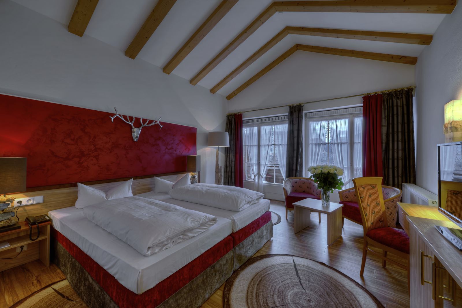 Doppelzimmer Komfort image 10 - Königshof Hotel Resort Oberstaufen