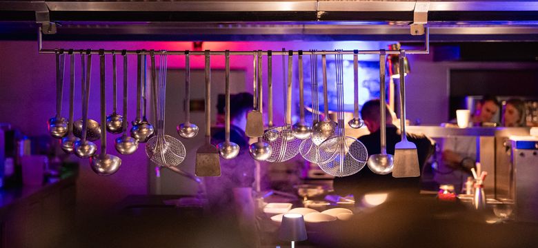 DAS GERSTL Alpine Retreat: Kitchen Party
