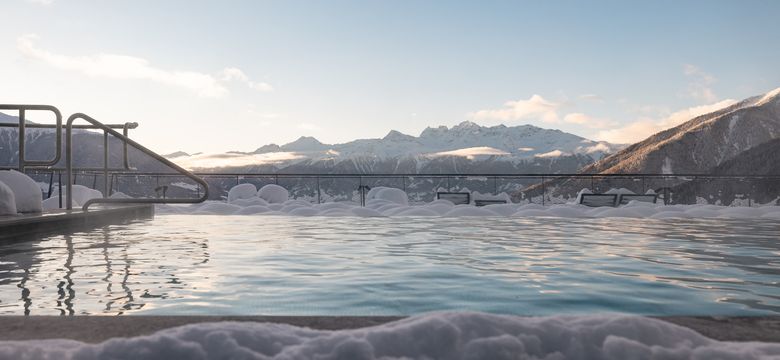 DAS GERSTL Alpine Retreat: Golden Autumn Escape – 10%