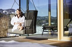 Bio-Hotel Oswalda-Hus: Natur Spa Außenschaukel - Bio-Hotel Oswalda-Hus, Riezlern, Vorarlberg, Österreich