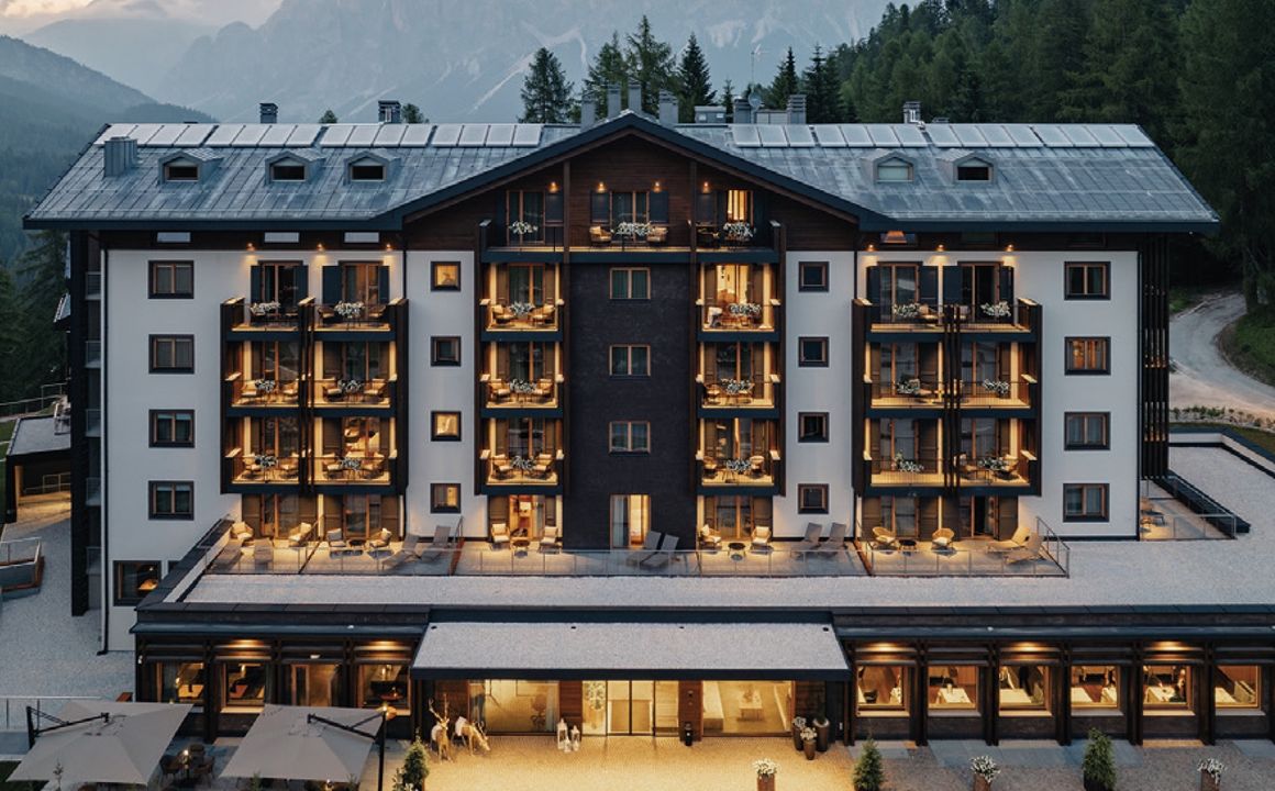 Hotel Tofana Cortina in Cortina d'Ampezzo, Veneto, Italy - image #1
