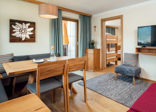 Familien- und Naturhotel Darrehof: Appartement Ringelblume (1/8) - Familien- und Naturhotel Darrehof