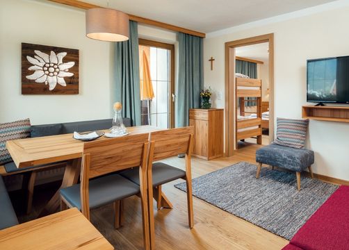 Familien- und Naturhotel Darrehof: Appartement Ringelblume (1/8) - Familien- und Naturhotel Darrehof