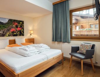  Verbasco naturale piatto - Familien- und Naturhotel Darrehof