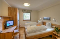 Vischio naturale di tipo piatto/cardo d'argento (6/8) - Familien- und Naturhotel Darrehof
