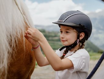 Top Deals: Grandparents-grandchildren vacation - Familien- und Naturhotel Darrehof