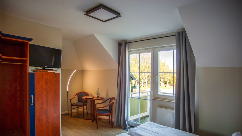 Comfort Double Room with Sea-View Balcony – View 2