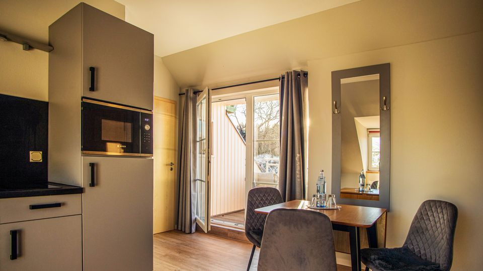 Suite with Sea View and Balcony – View 7