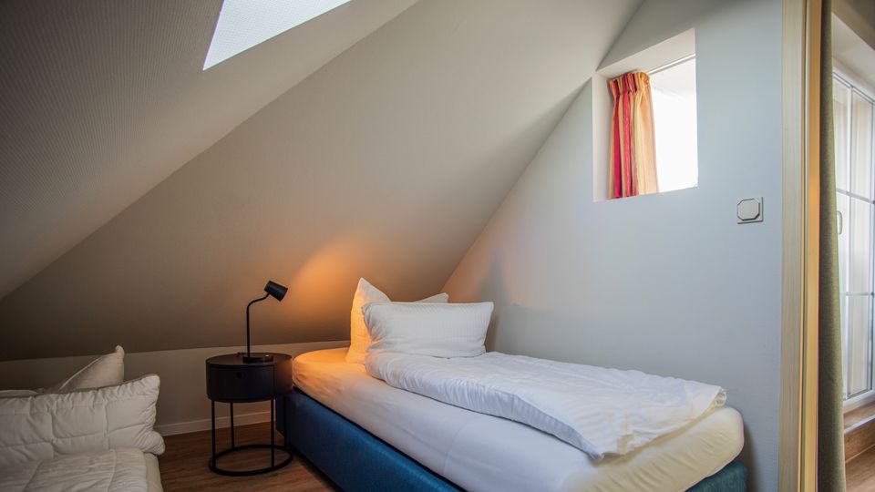 Suite with Sea View and Balcony – View 4