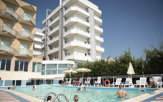 Bikini Tropicana Bildergalerie