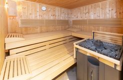 BIO HOTELS Naturapartments Alpbach: kleiner Wellnessbereich mit Sauna und Ruheraum - Naturapartments Alpbach, Alpbach, Tirol, Österreich