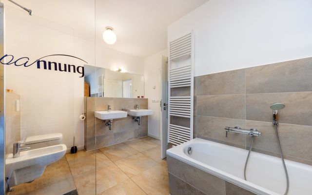 Badezimmer EG